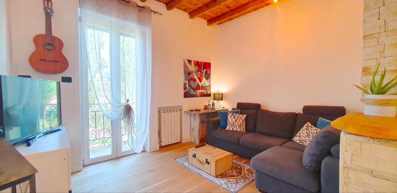 Casa Valle Parco Lambro Albiate Екстер'єр фото